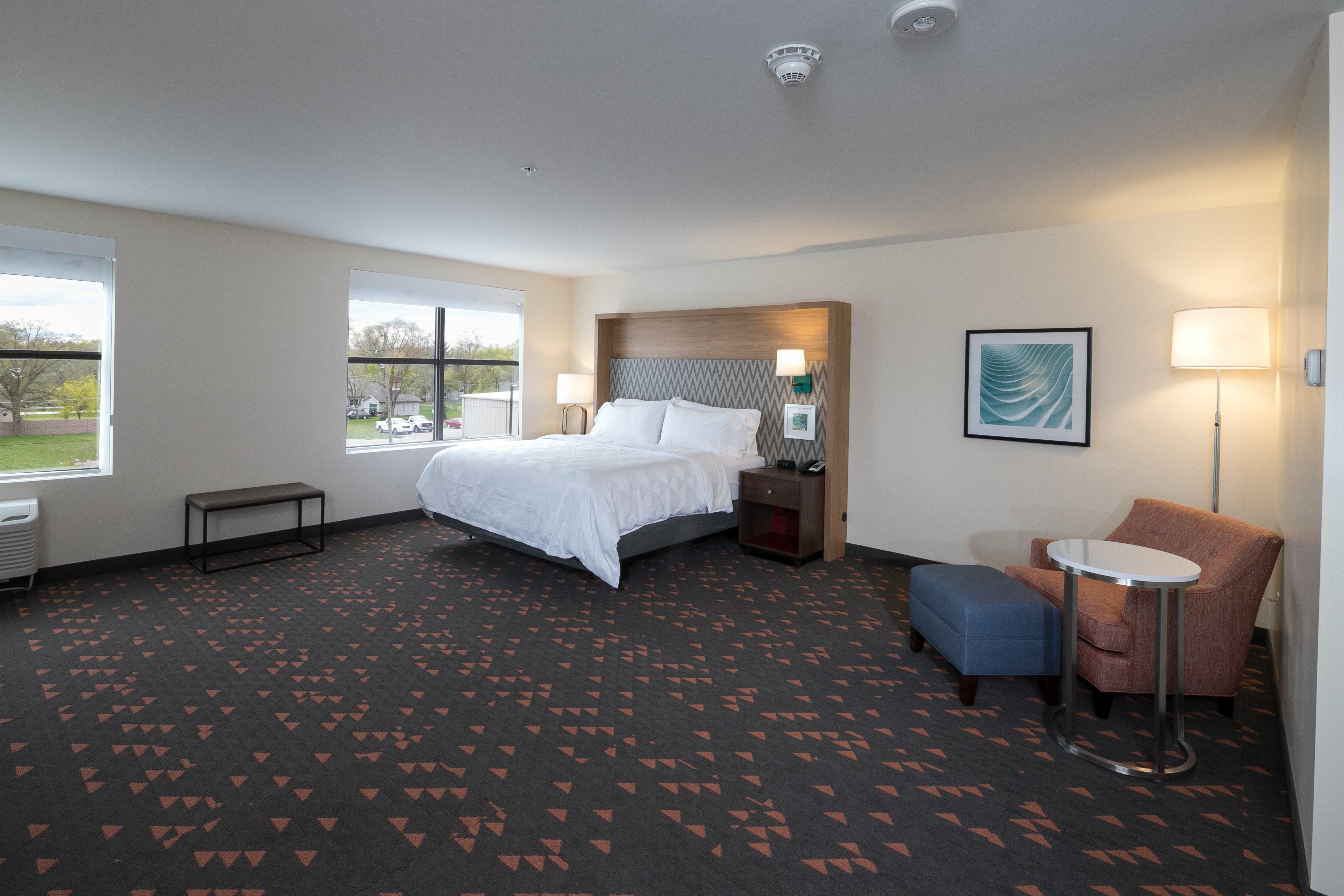 Holiday Inn Hotel & Suites - Mount Pleasant By Ihg Exterior foto