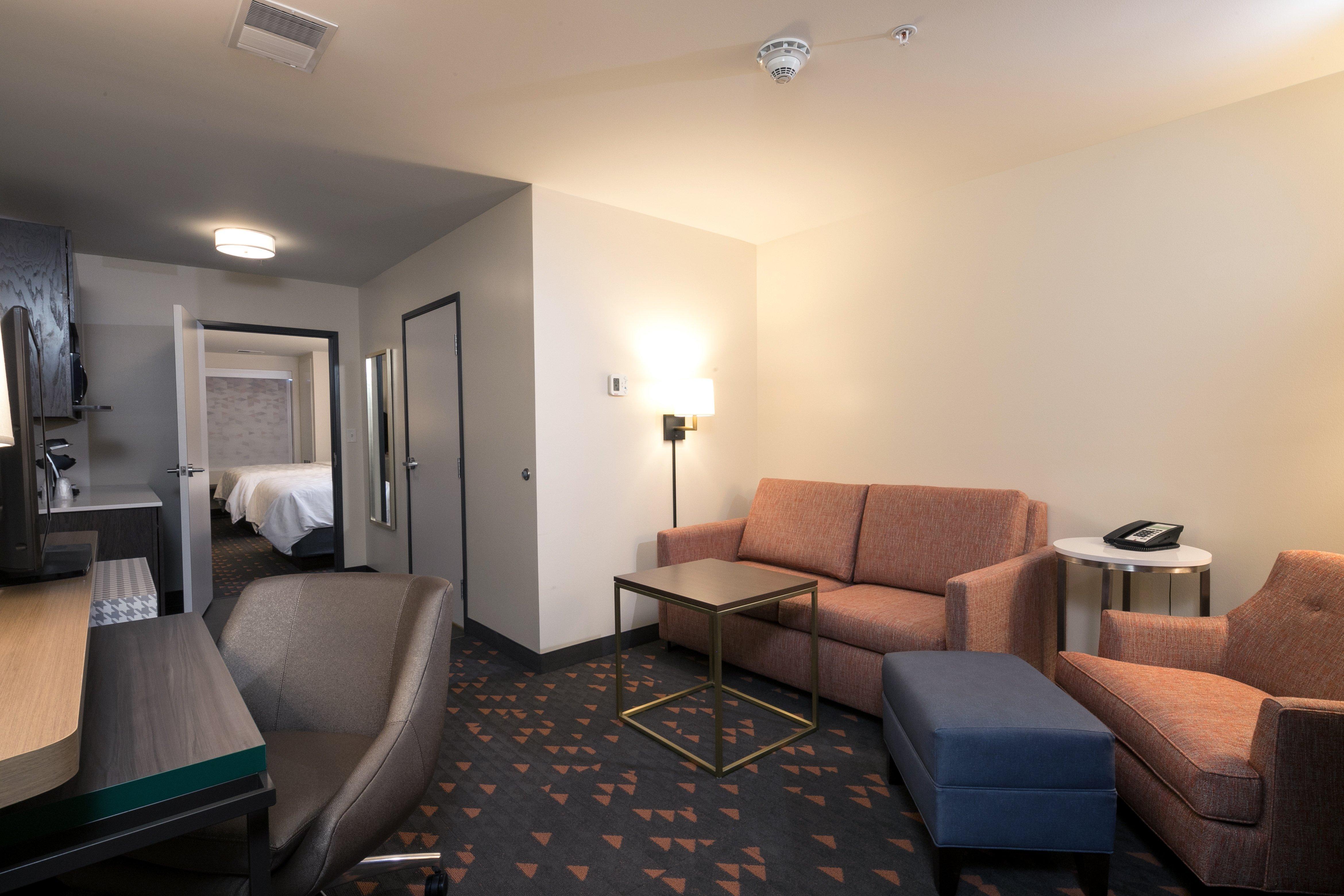 Holiday Inn Hotel & Suites - Mount Pleasant By Ihg Exterior foto